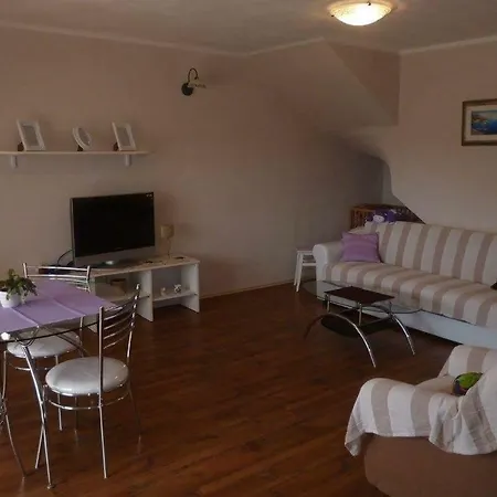 Апартаменты New With Terrace And Garden Медулин