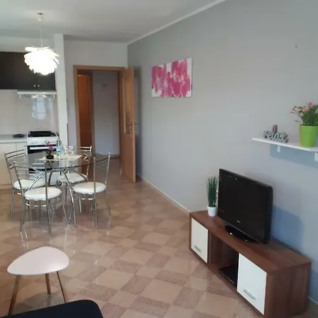 Апартаменты New With Terrace And Garden Медулин